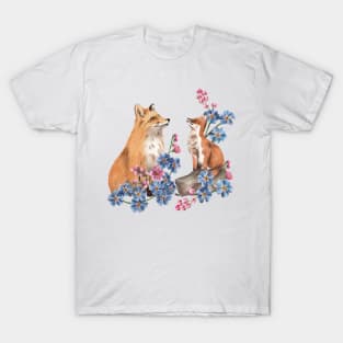 Cute foxes in nature T-Shirt